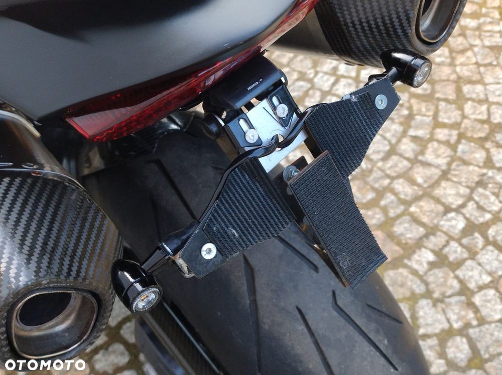 Triumph Speed Triple - 28