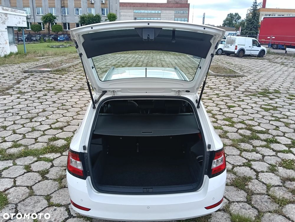 Skoda Fabia 1.0 TSI Ambition - 7