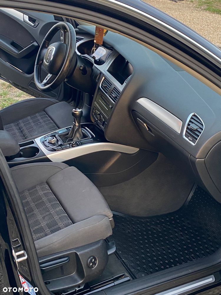 Audi A4 Avant 2.0 TDI - 11