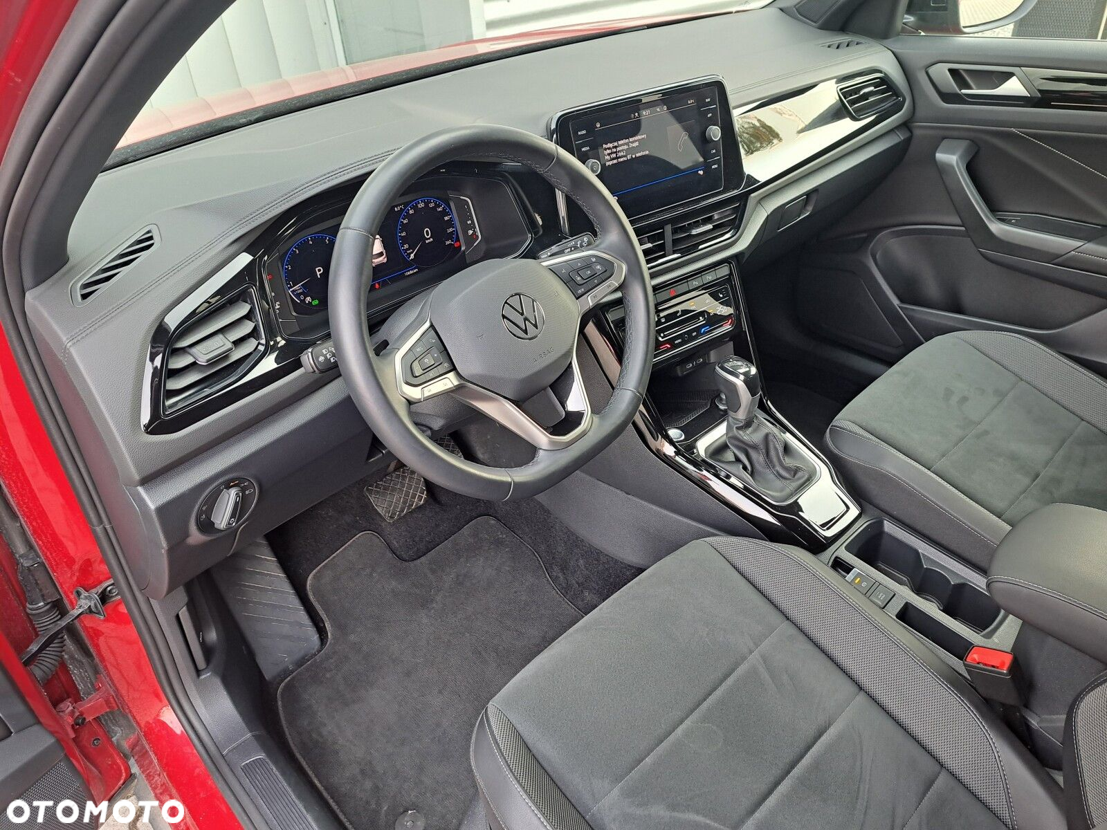 Volkswagen T-Roc 1.5 TSI Style DSG - 10