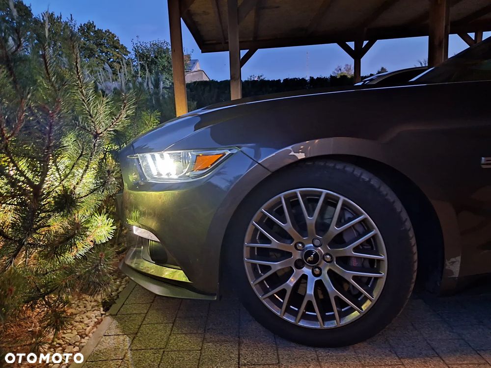 Ford Mustang 5.0 V8 GT - 22