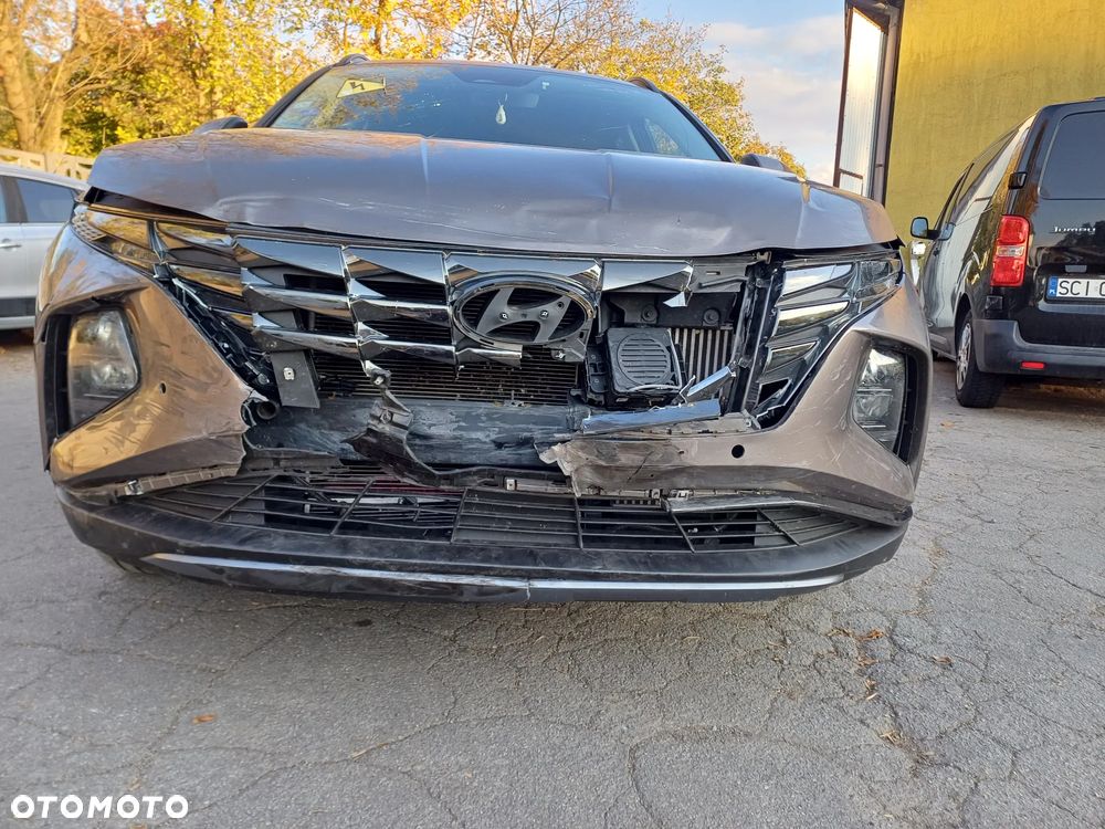 Hyundai Tucson 1.6 T-GDi HEV Executive 2WD - 15