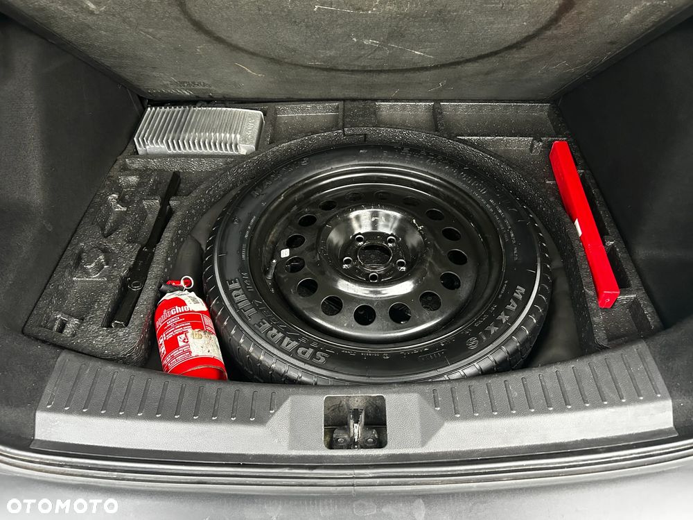 Ford Kuga - 14