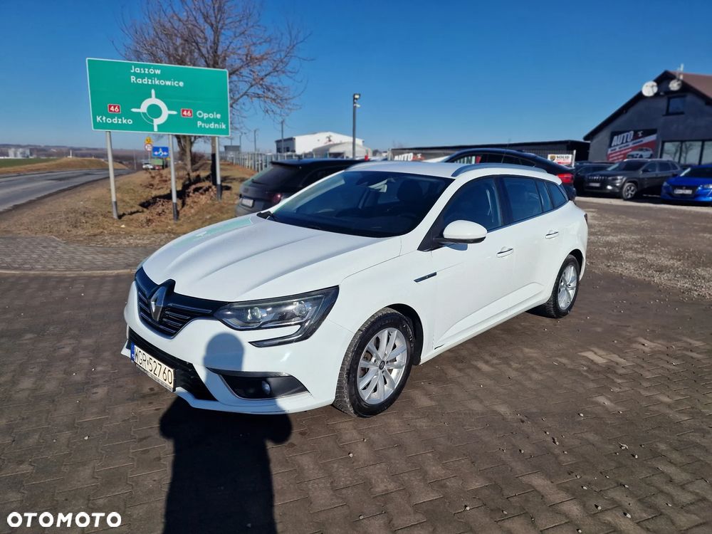 Renault Megane 1.5 dCi Bose EDC - 1