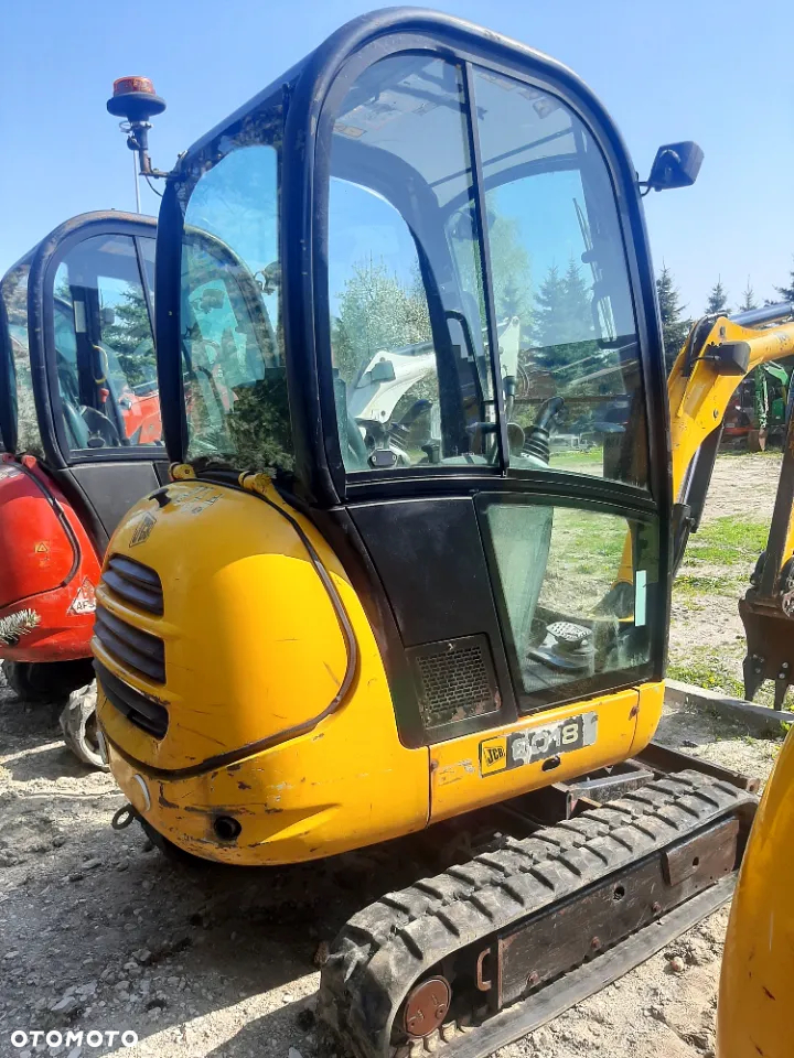JCB 8018 - 3