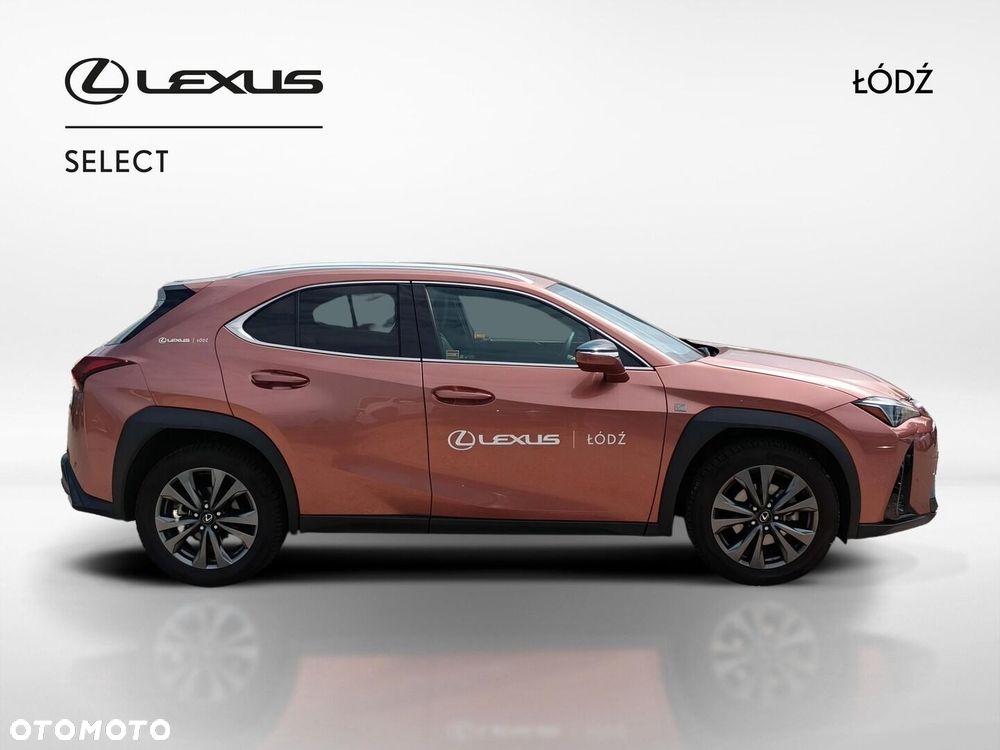 Lexus UX 300h F Sport Design - 7