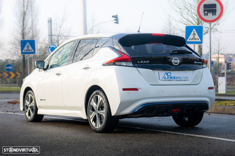 Nissan Leaf N-Connecta - 27