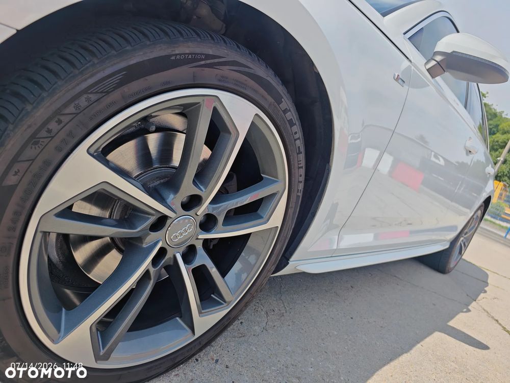 Audi A4 Avant 2.0 TDI S tronic - 8