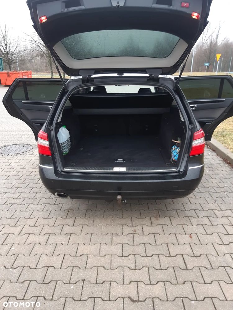 Mercedes-Benz Klasa E - 15