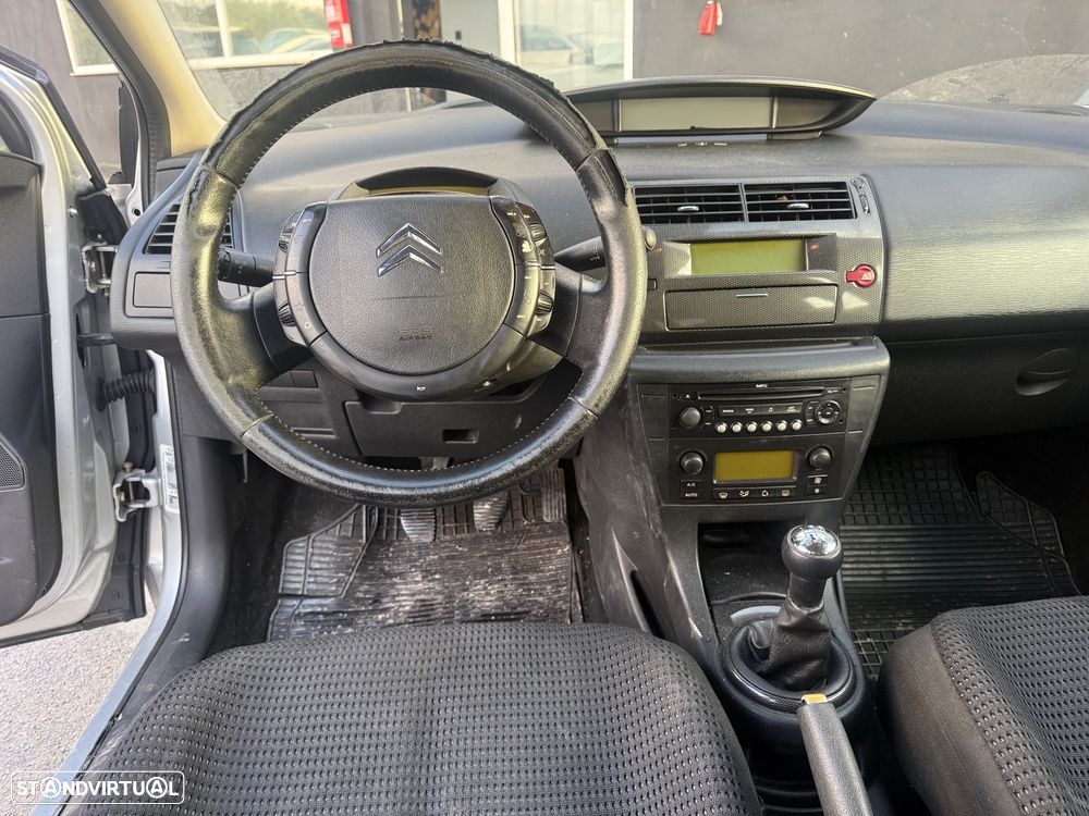 Citroën C4 1.6 HDi SX - 25