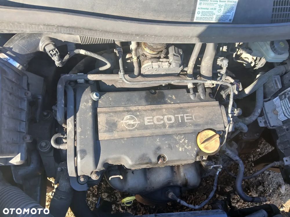 opel corsa D 1.2 16v z12xep silnik skrzynia sanki belka przód tył wahacz zacisk zwrotnica - 2