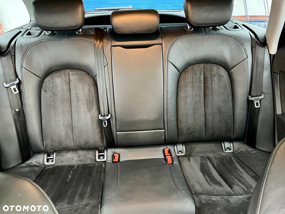 Audi A6 Avant 2.0 TDI Ultra S tronic - 14