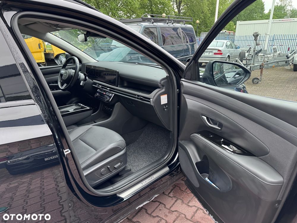 Hyundai Tucson 1.6 T-GDi HEV Platinum 2WD - 17