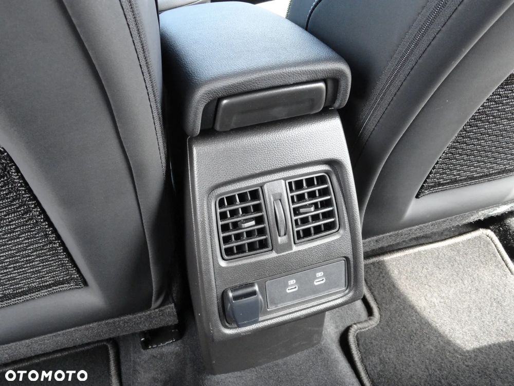 Renault Symbioz TCe Mild Hybrid 140 EDC EVOLUTION - 14
