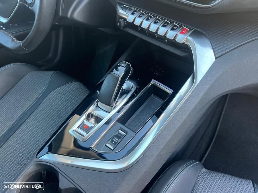 Peugeot 3008 1.6 Hybrid Active Pack e-EAT8 - 8