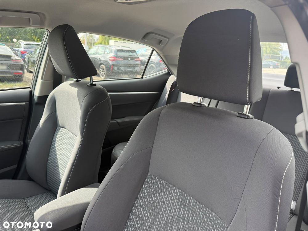 Toyota Corolla 1.6 Comfort - 20