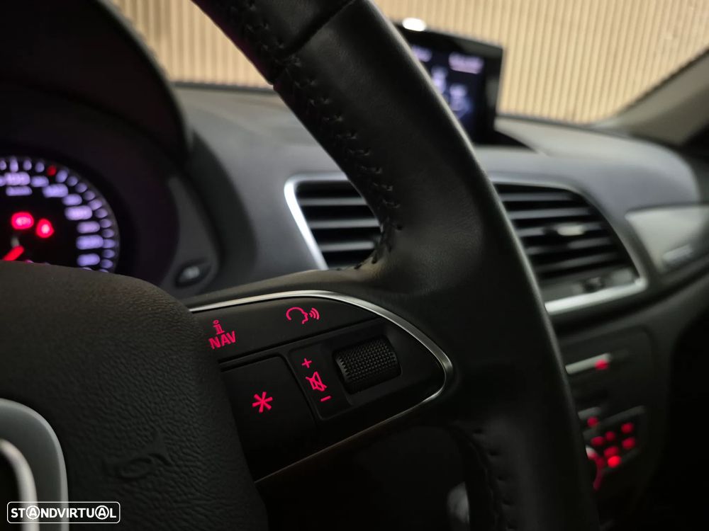 Audi Q3 2.0 TDI quattro Design - 22