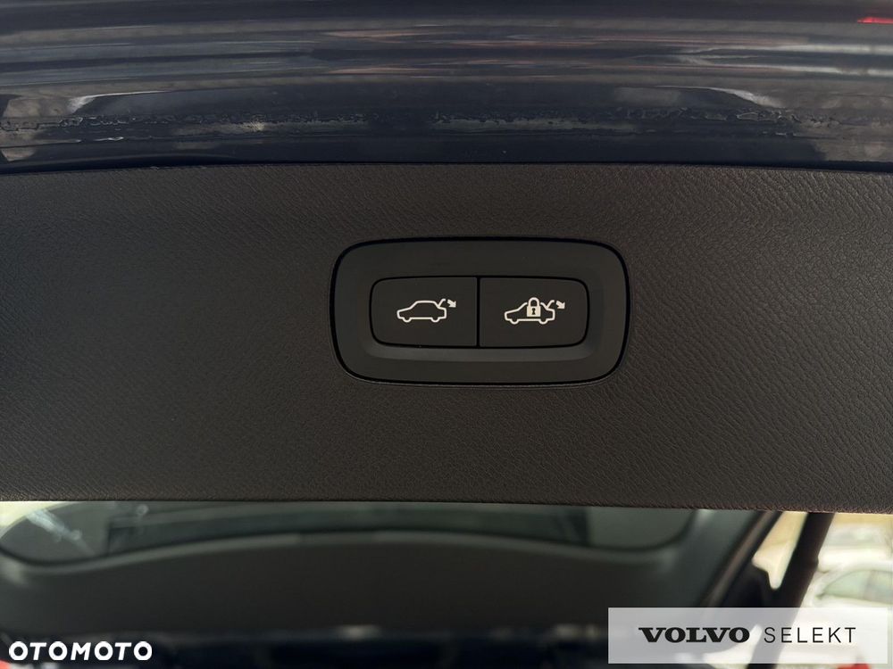 Volvo XC 90 - 37