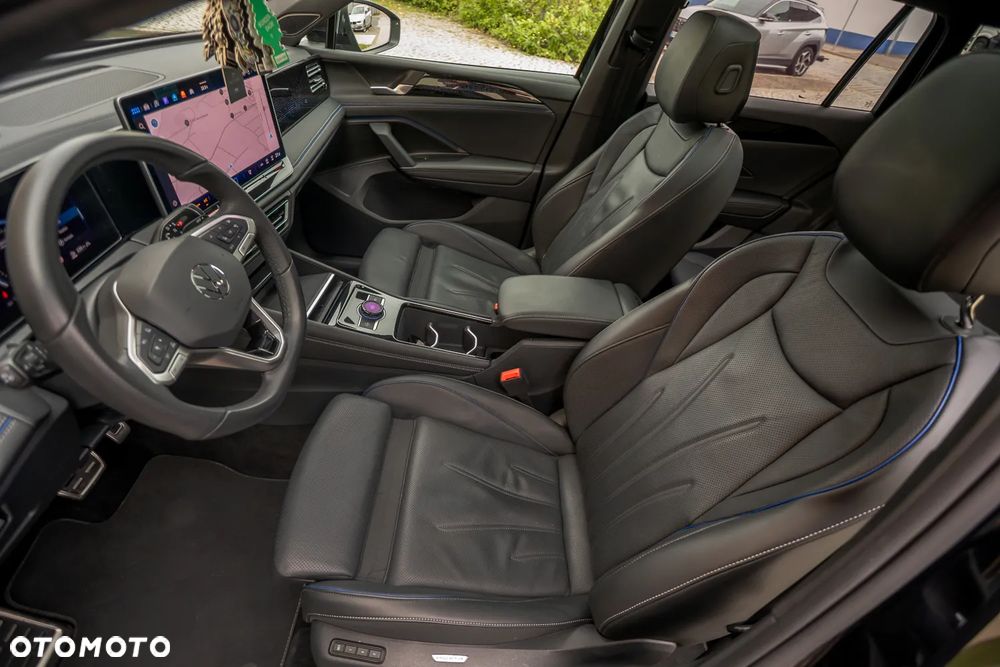 Volkswagen Tiguan 2.0 TDI SCR 4MOTION DSG R-Line - 18
