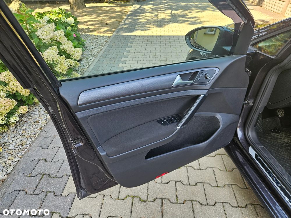 Volkswagen Golf 2.0 TDI BlueMotion Technology Lounge - 18