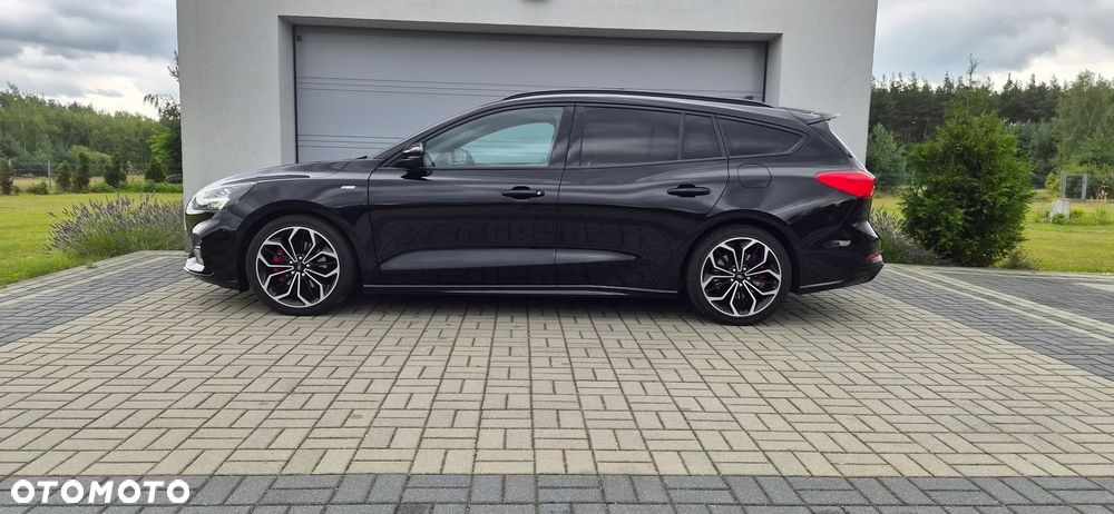 Ford Focus 2.0 EcoBlue STart-Stopp-System ST-LINE - 14