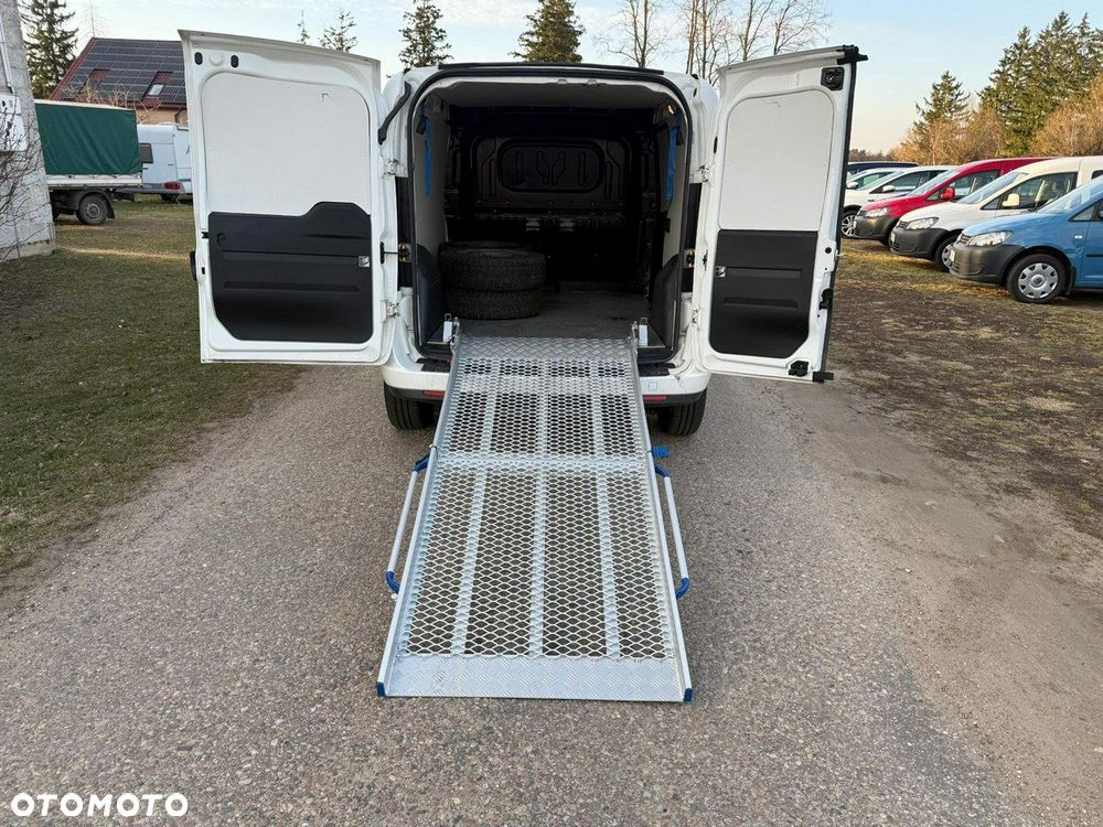 Fiat Doblo - 22