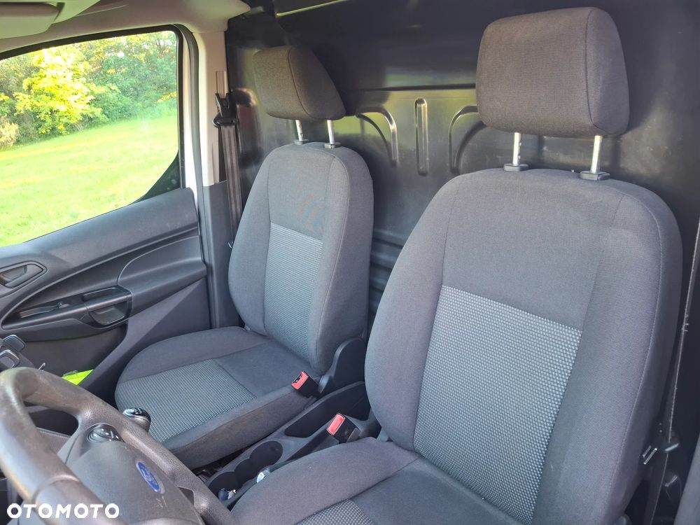 Ford Transit Connect - 14