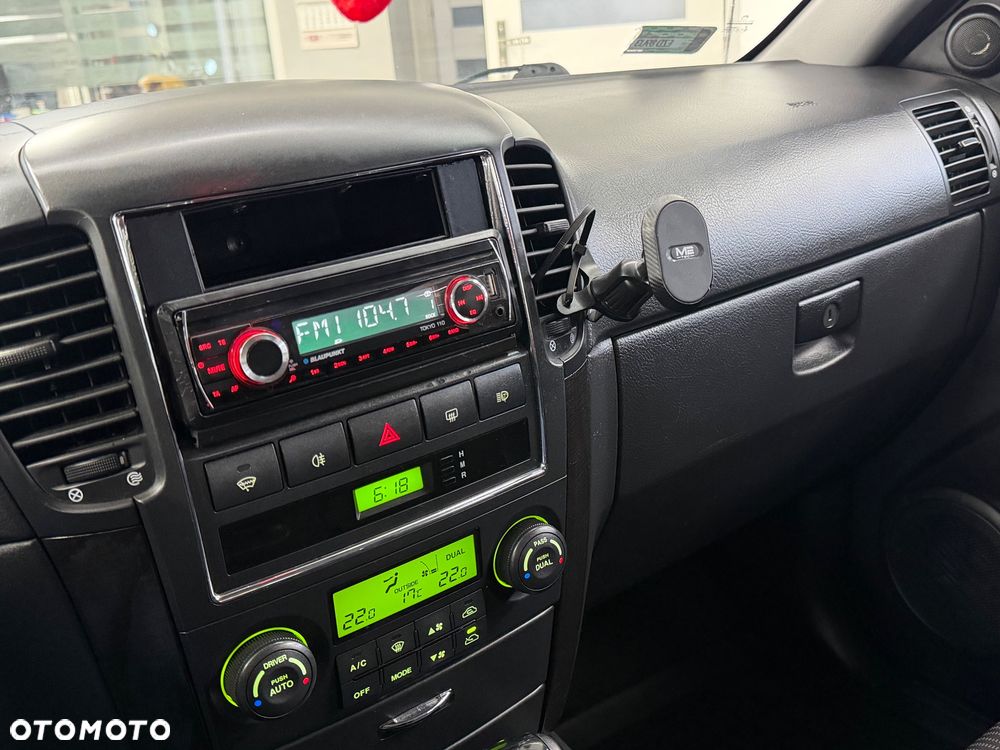Kia Sorento 2.5 CRDi VGT EX - 27