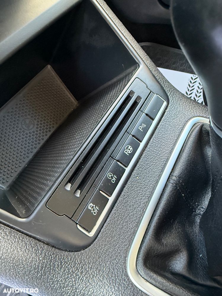 Volkswagen Tiguan - 16