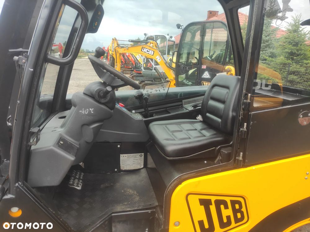 JCB TLT 30D teleskopowy  3 tony przesuw boczny wideł - 11