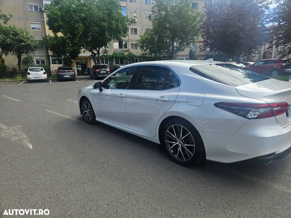 Toyota Camry 2.5 Exclusive - 5