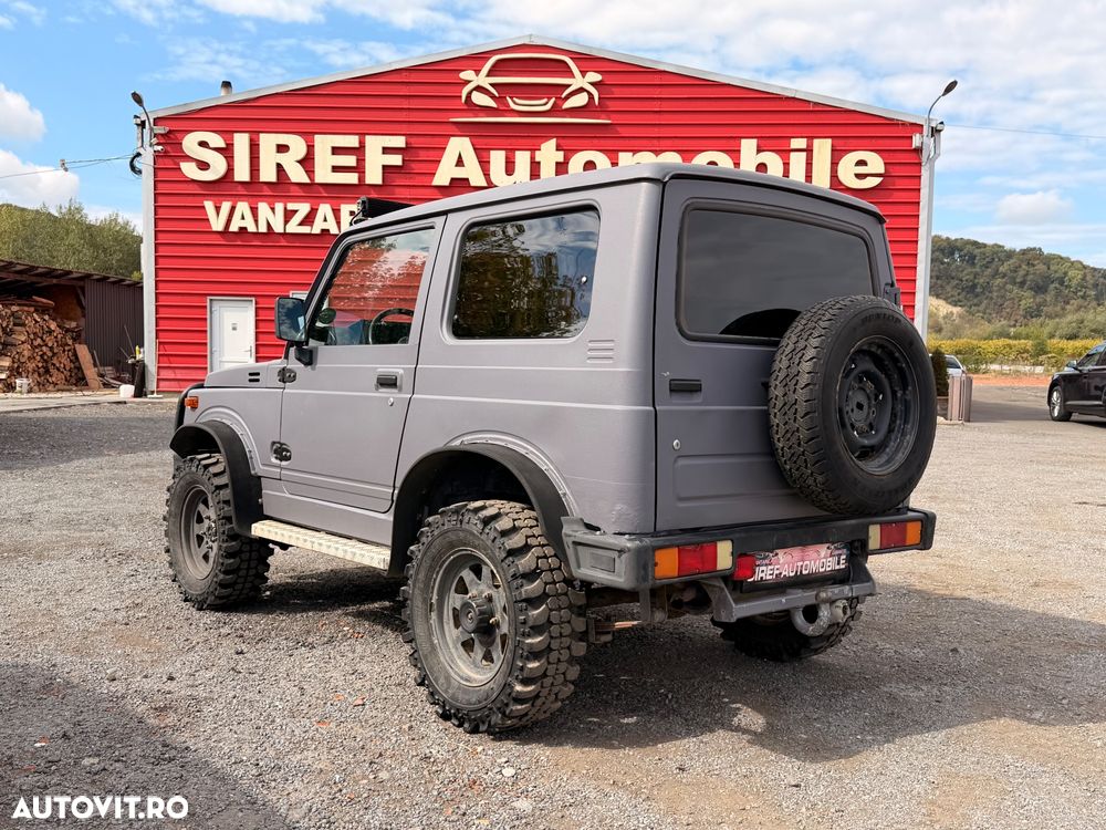 Suzuki Samurai - 4