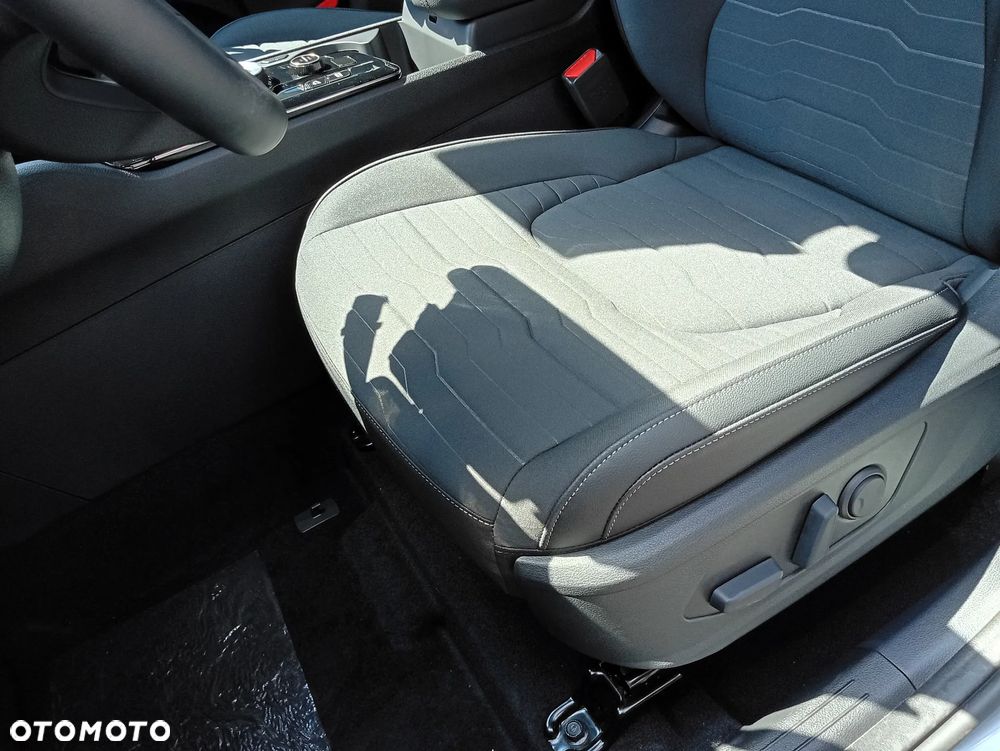 Kia Sportage 1.6 T-GDI HEV Business Line 4WD - 13