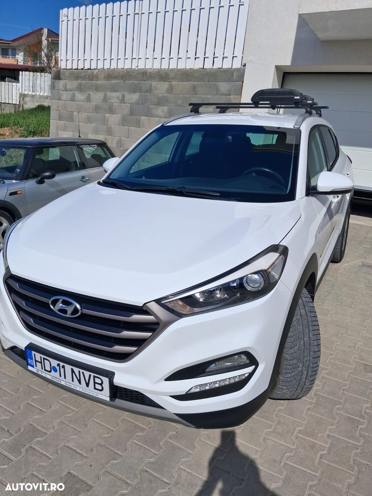 Hyundai Tucson 2.0 CRDI 4WD 6MT Style - 8
