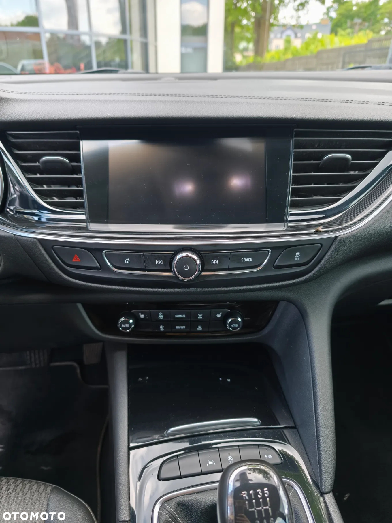 Opel Insignia - 12