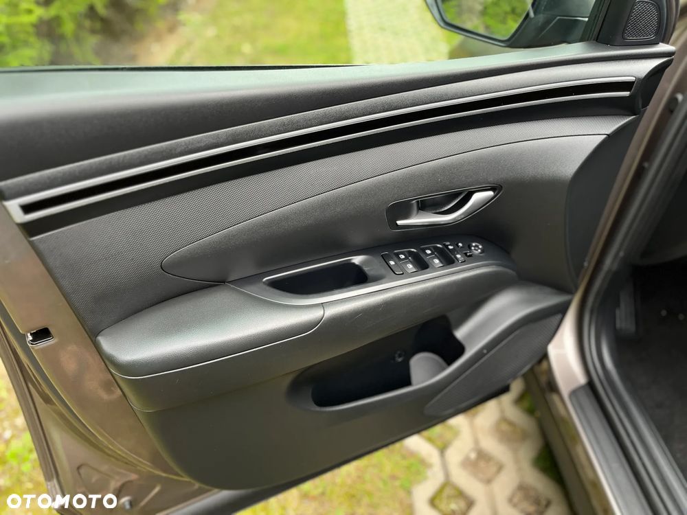Hyundai Tucson 1.6 T-GDi HEV 2WD Select - 16