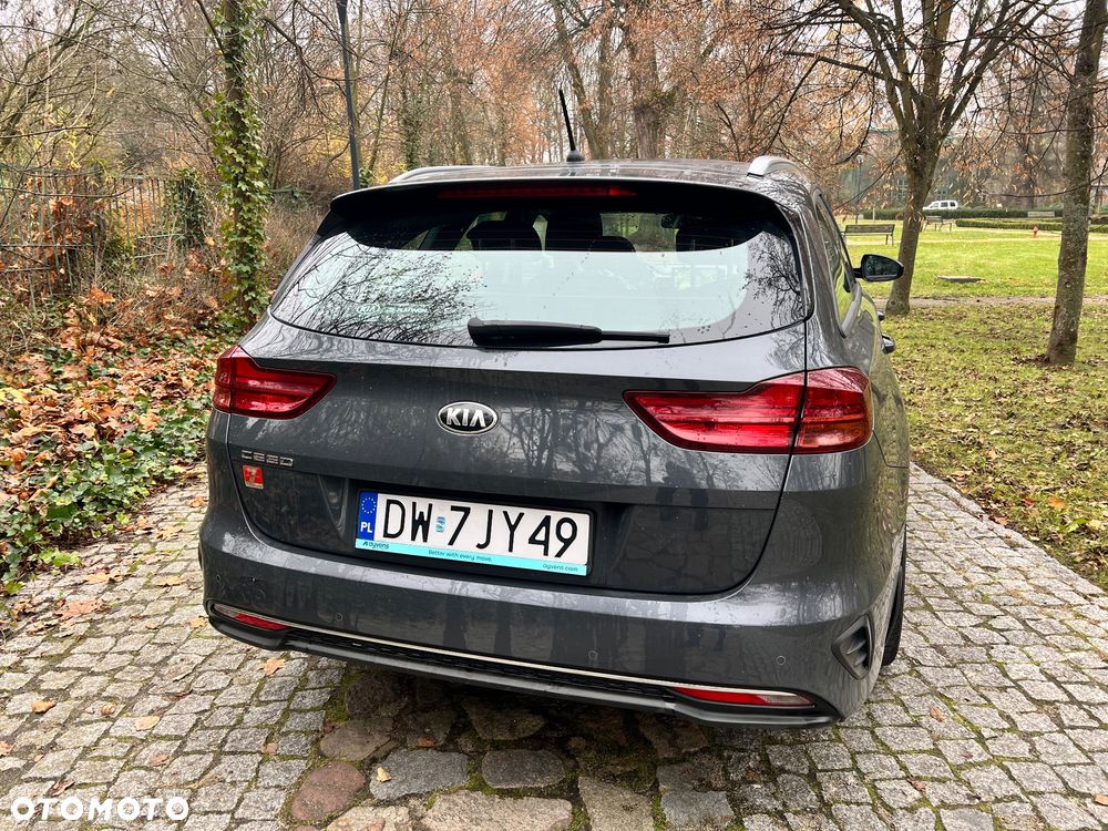 Kia Ceed 1.6 CRDi SCR L Business Line - 20