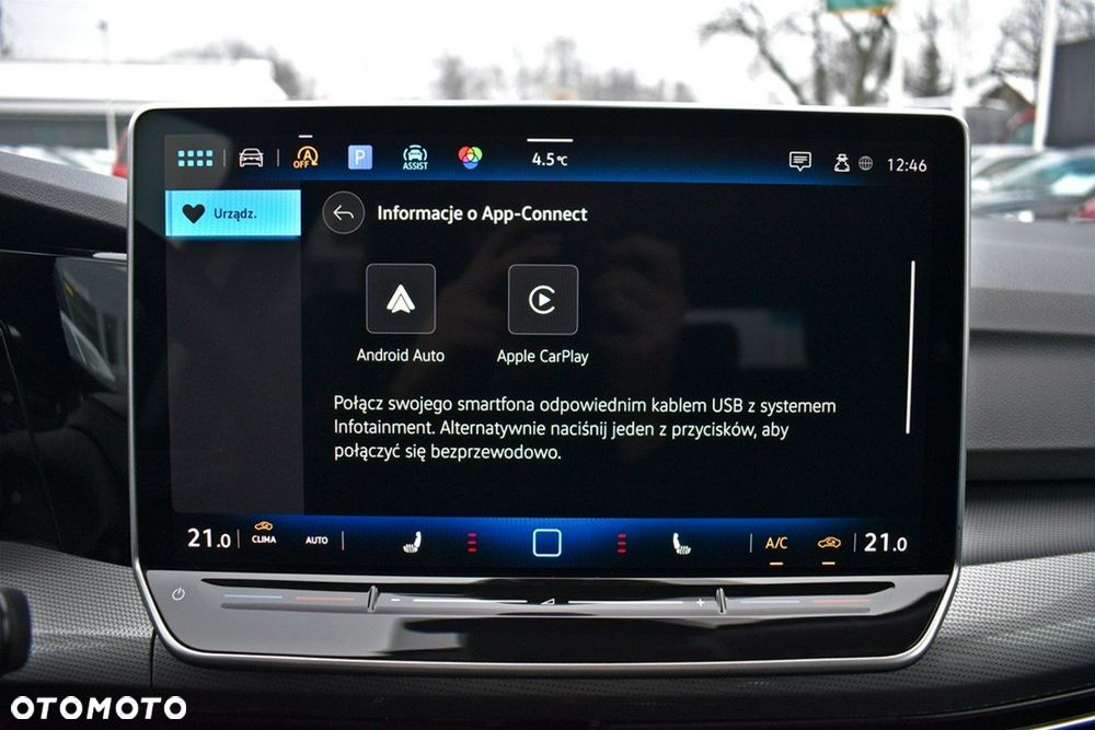 Volkswagen Golf 1.5 eTSI OPF DSG Style - 25