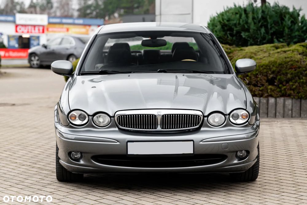 Jaguar X-Type - 4