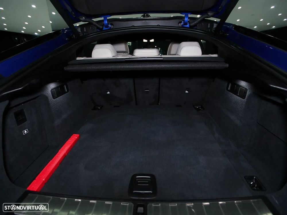 BMW X6 M50i Pack 50 anos - 15