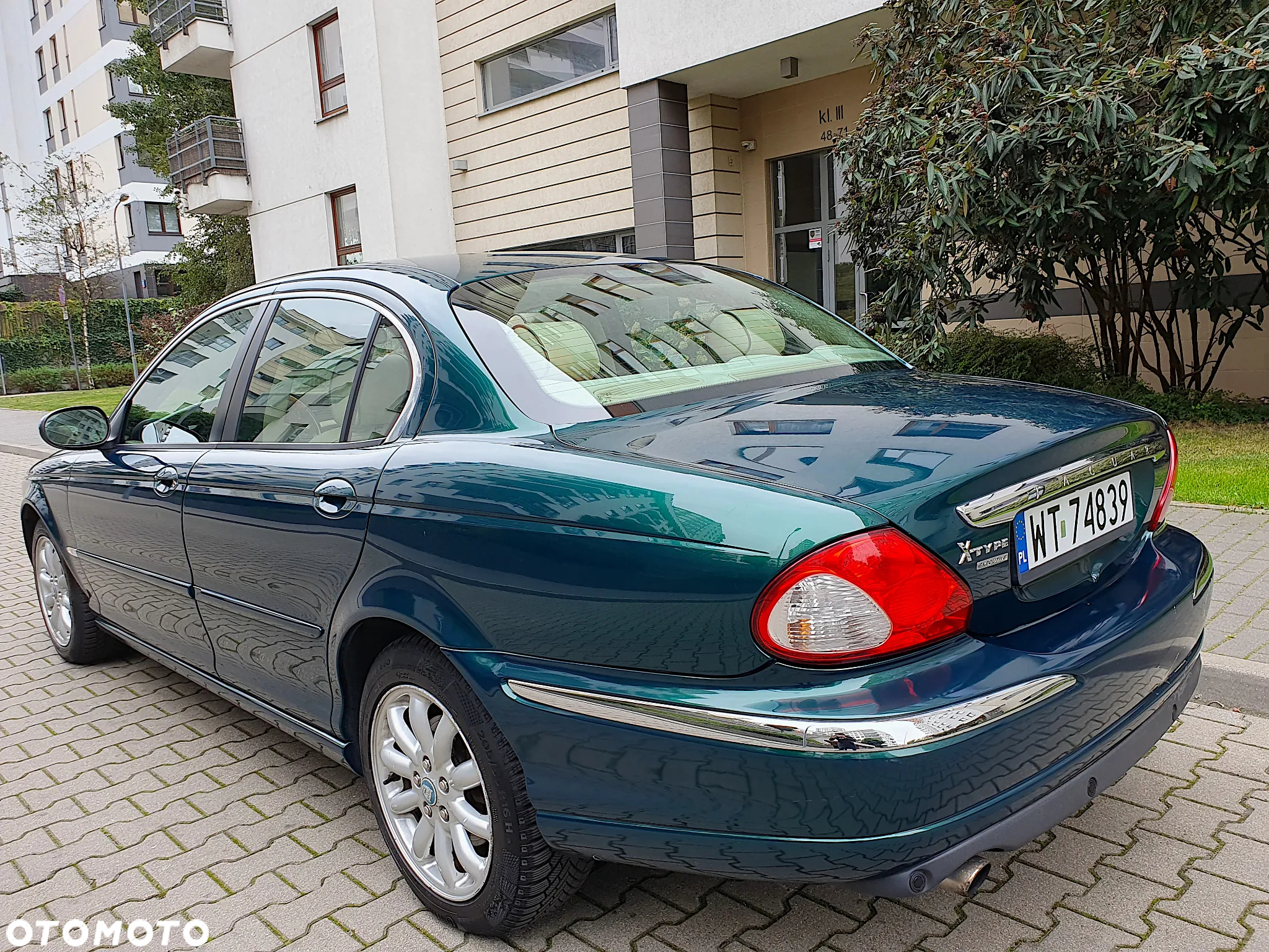 Jaguar X-Type 2.5 V6 4x4 Executive - 3