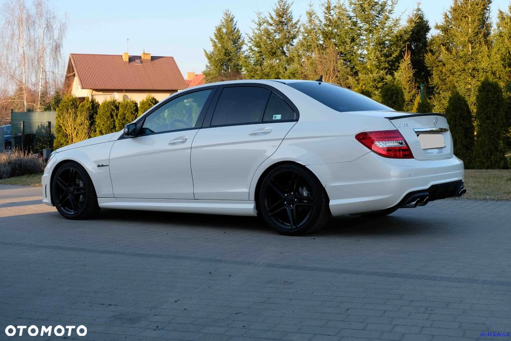 Mercedes-Benz Klasa C 63 AMG T AMG SPEEDSHIFT MCT - 4