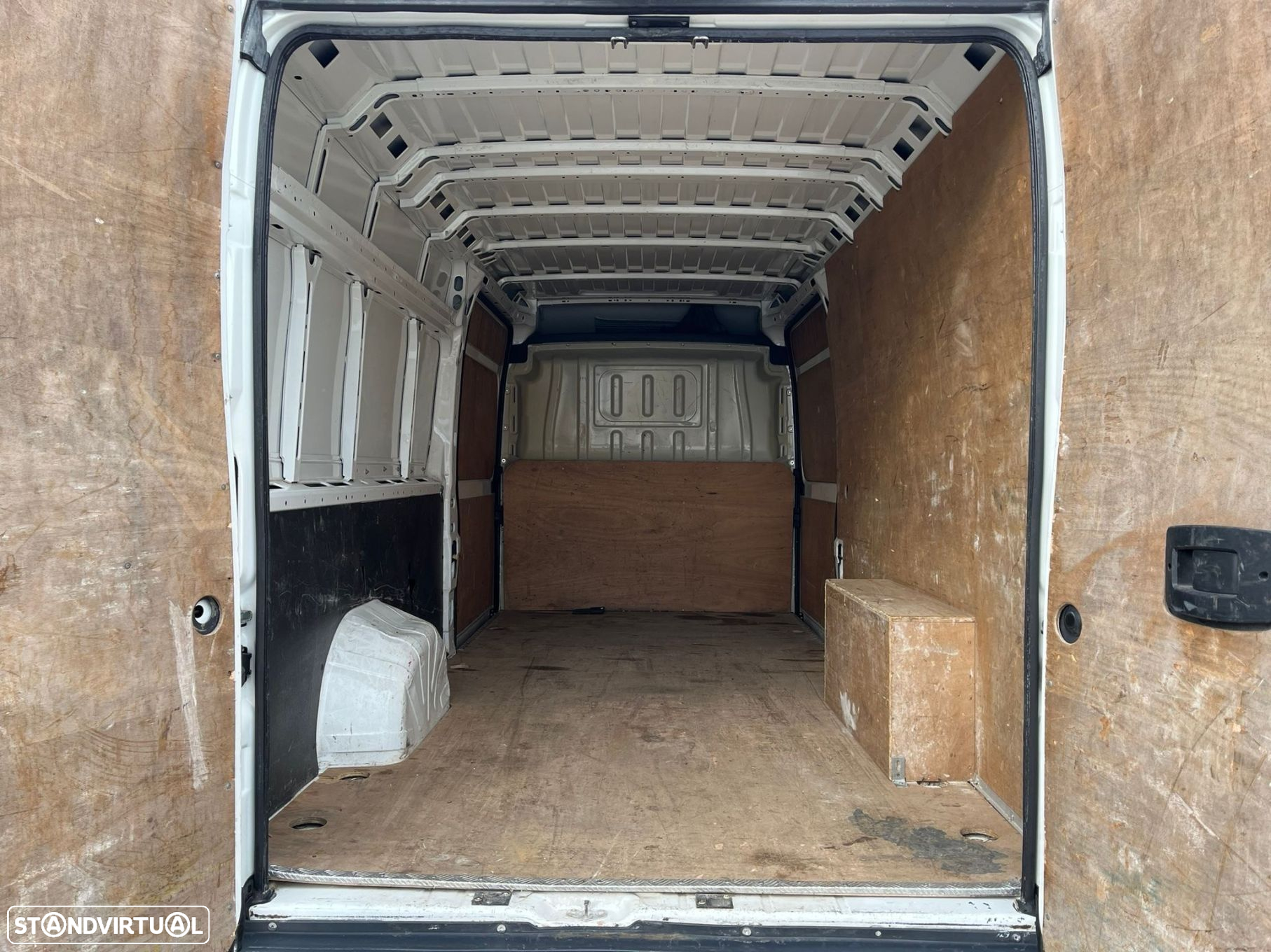 Citroën Jumper 2.0 BlueHDi 35 L4 CD - 13
