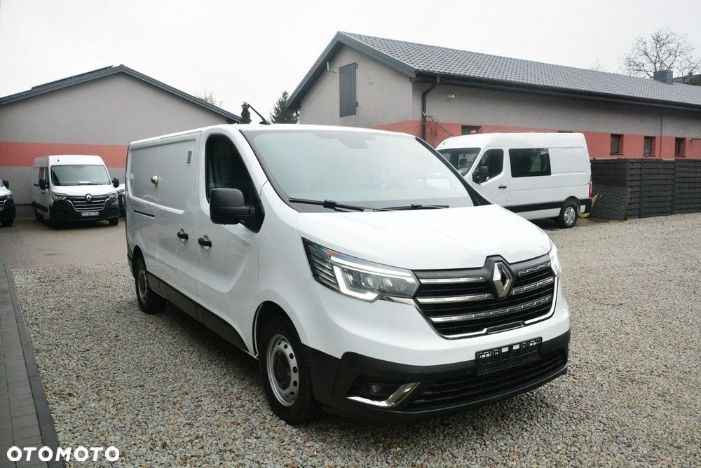 Renault Trafic - 2