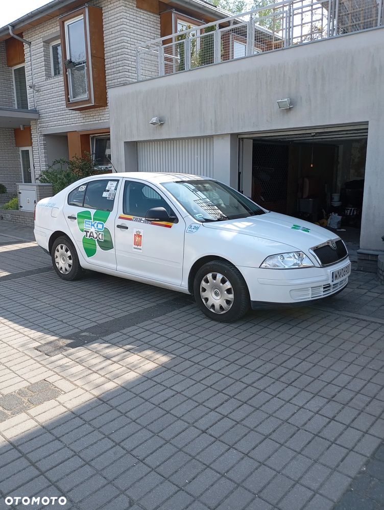 Skoda Octavia 1.6 Tour - 2