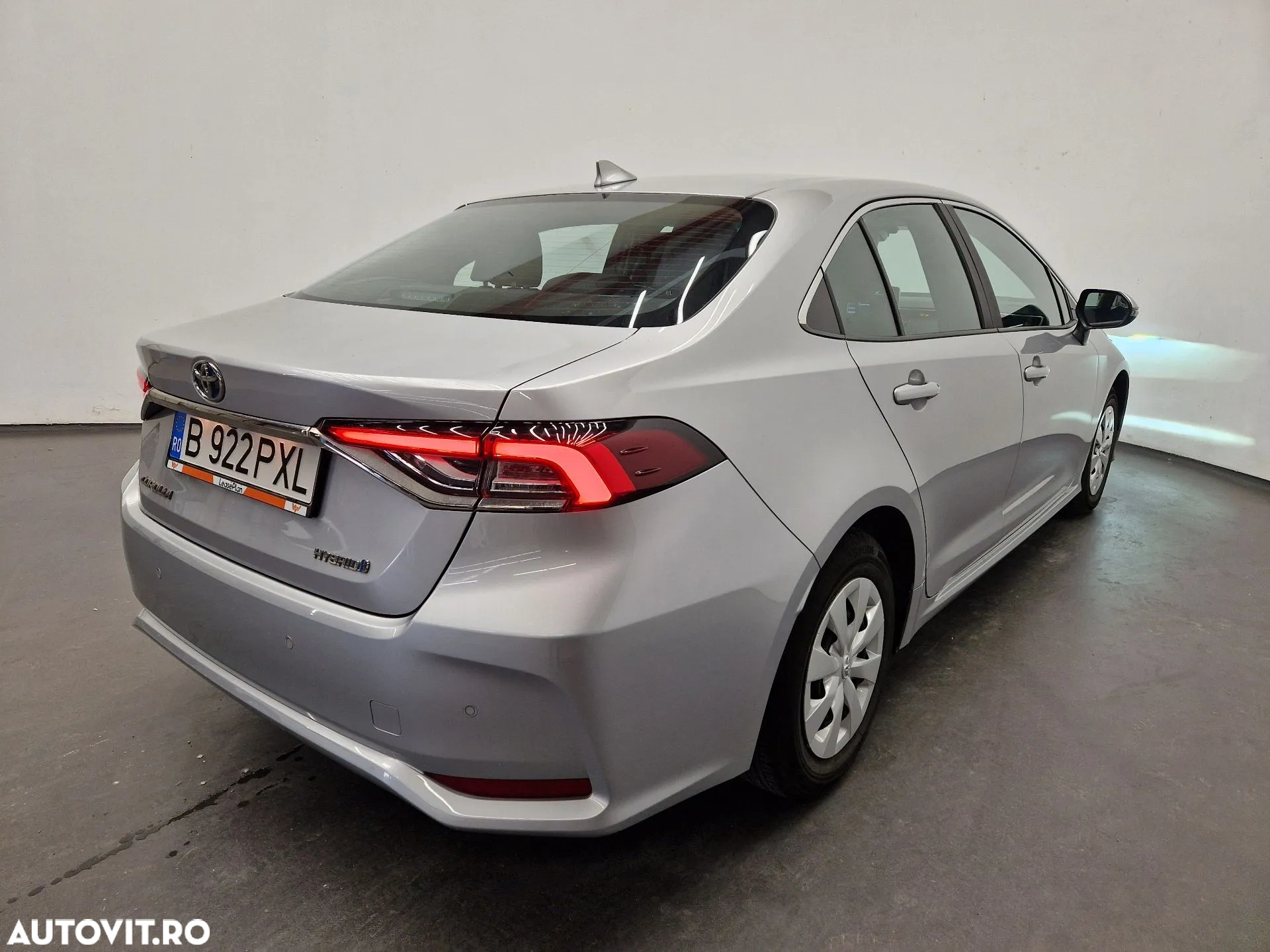 Toyota Corolla - 3