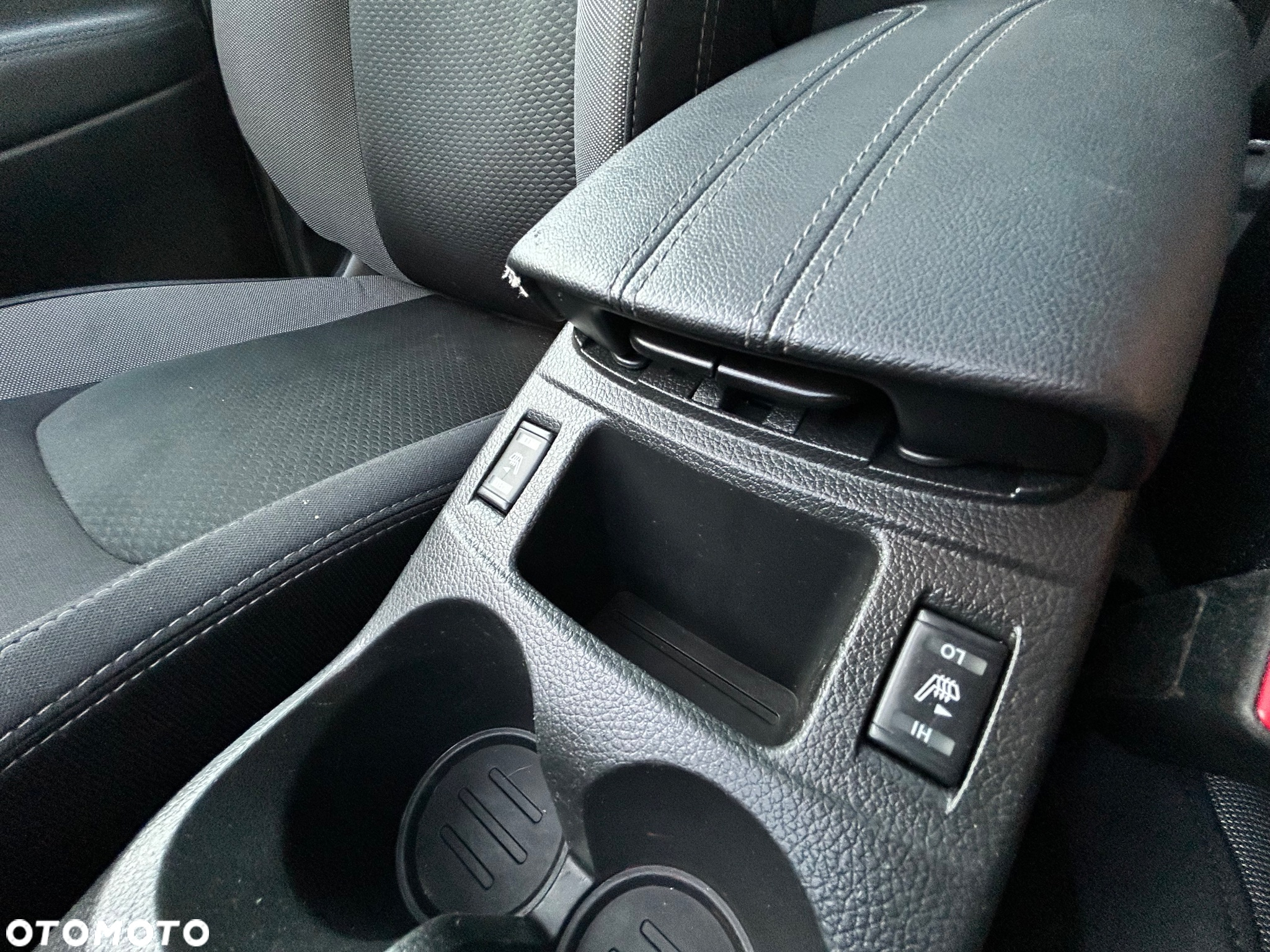 Nissan Qashqai - 34