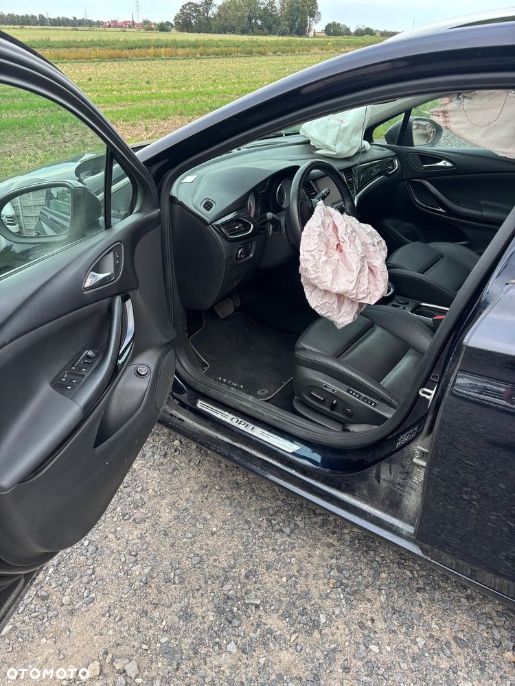 Opel Astra 1.6 CDTI Elite - 10
