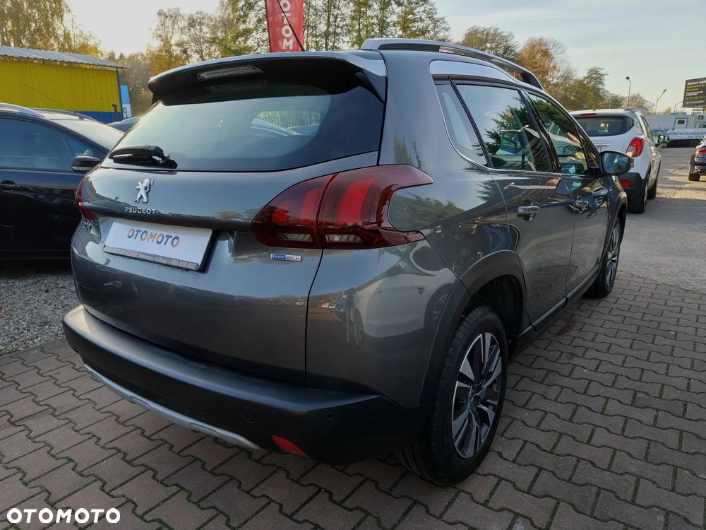 Peugeot 2008 1.2 Pure Tech Style S&S - 8