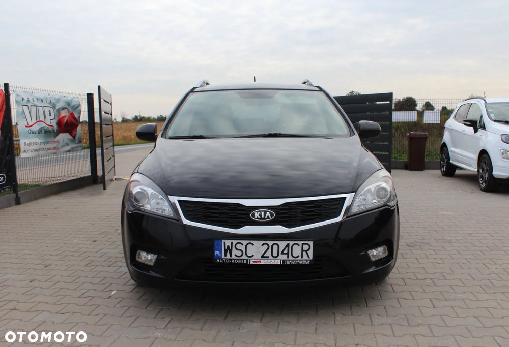 Kia Ceed 2.0 CRDi SW Mind - 8